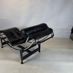  Cassina Original LC4 Lounge Chair by Le Corbusier and Charlotte Perriand for Cassina - 4498350