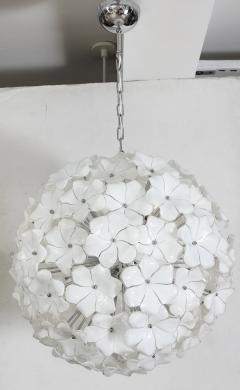  Cenedese Large White Murano Flower Glass Chandelier Attributed to Cenedese - 2659533