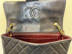  Chanel Chanel Vintage Jumbo Single Shoulder Flap Dark Blue Quilted Lambskin Charm Purse - 3730254