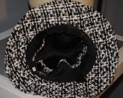  Chanel Vintage Chanel boucle tweed brimmed hat - 4646783