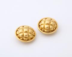  Chaumet Chaumet 18 K Quilted Clip Earrings - 2903806