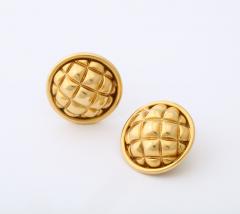  Chaumet Chaumet 18 K Quilted Clip Earrings - 2903807