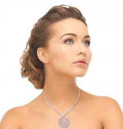  Chaumet Chaumet Attrape Moi Catch Me Spider Web Diamond Necklace - 442178