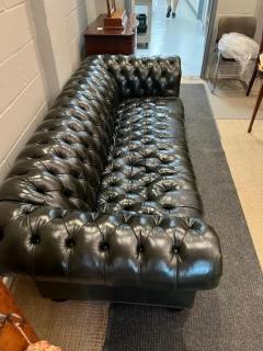  Chesterfield Chesterfield Sofa Button Tufted in Green Leather Sofa - 3147033