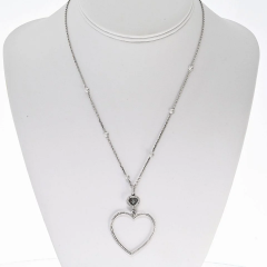  Chopard Chopard Happy Diamonds 18K White Gold Happy Diamond Open Heart 0 70cttw Necklace - 4013728