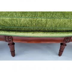  Clarence House Styly Green Silk Velver Canap Sofa Settee W Clarence House Tiger Pillow - 3593921