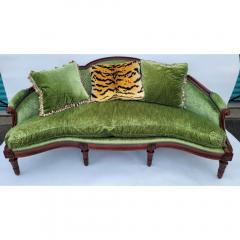  Clarence House Styly Green Silk Velver Canap Sofa Settee W Clarence House Tiger Pillow - 3593922