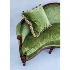  Clarence House Styly Green Silk Velver Canap Sofa Settee W Clarence House Tiger Pillow - 3593957