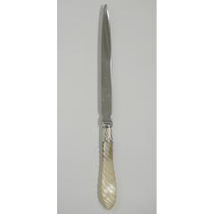  Cosulich Interiors Antiques 1970s English Magnifying Glass and Letter Opener with Mother of Pearl Handles - 838493