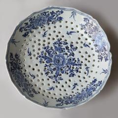  De Porceleyne Byl 18th CENTURY DUTCH DELFT STRAINER - 4780335