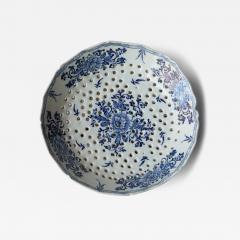  De Porceleyne Byl 18th CENTURY DUTCH DELFT STRAINER - 4788249