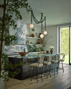  Design Fr res Set of 4 Los Feliz Swiveling Counter Stools by Design Fr res in COM - 3319581