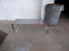  Design Institute America DIA DIA Slat Chrome Bench - 2757446