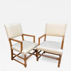  Dessin Fournir Companies 18th C Style Therien Workshop Spanish Colonial Walnut Leather Chairs a Pair - 2710382