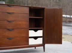  Dillingham Manufacturing Company Large Mid Century Modern Walnut Tall 7 Drawer Door Dresser Dillingham - 4126554