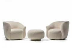  Directional Pair of Post Modern Swivel Chairs Custom Swivel Ottoman in Ivory White Boucl  - 3208389