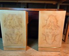  Drexel Drexel Heritage Furniture A Vintage Pair of Burlwood Pedestals Drexel Heritage Connoisseur circa 1970s - 4348754