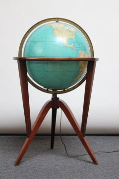  Dunbar Illuminated Glass World Globe on Mahogany Stand by Edward Wormley for Dunbar - 2432239