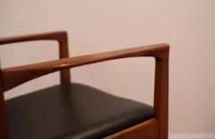  Dux of Sweden Rare 1960s Set of 6 DUX Dining Chairs 2 Arm 4 Side Walnut Black Leather - 4033311