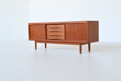  Dyrlund Danish symmetric sideboard in teak Dyrlund Denmark 1960 - 4001481