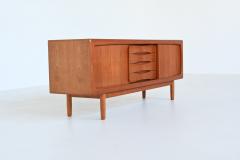  Dyrlund Danish symmetric sideboard in teak Dyrlund Denmark 1960 - 4001488