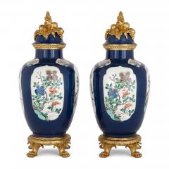 Edme Samson et Cie Pair of large French Samson porcelain and gilt bronze Chinoiserie vases - 3392439