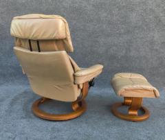  Ekornes Stressless Ekornes Stressless Adjustable Sandstone Leather Recliner Ottoman Norway Medium - 3562247