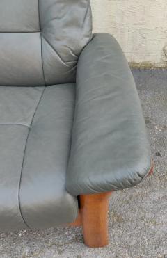  Ekornes Stressless Ekornes Stressless Teak and Slate Gray Leather Buckingham Low Back Sofa Norway - 3114158