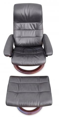  Ekornes Stressless Mid Century Ekornes Stressless Brown Leather Recliner or Lounge Ottoman Medium - 2896760