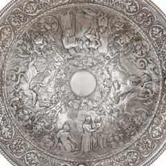  Elkington Co Large silver plated charger with mythological and battle scenes - 3141463