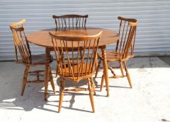  Ethan Allen 1980s Classic Ethan Allen Maple Colonial Style with 2 Leaf Extensions 4 Chairs - 4157836