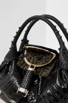  Fendi FENDI Black Shiny Leather Bag - 3676383