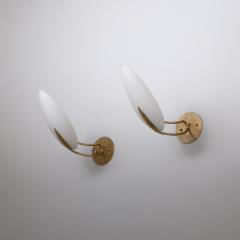  Fontana Arte FontanaArte Pair of 1950s Italian Brass Sconces with Almond Shaped Opaline Glass Shades - 4398187