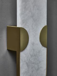  GALERIE GLUSTIN PARIS Pair of alabaster sconces by Galerie Glustin - 2914519