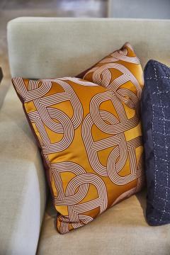  Galerie Reve Circuit 24 Pillow Made With Hermes Fabric - 2705299