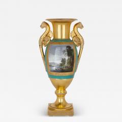  Gardner Porcelain Factory Fine and important gilt ground porcelain vase by the Gardner Factory - 3893387