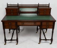  Gillows of Lancaster London An Aesthetic Movement oak knee hole desk - 4183122