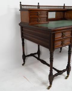  Gillows of Lancaster London An Aesthetic Movement oak knee hole desk - 4183123