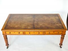  Gillows of Lancaster London English Double Sided Leather Top Oak Library Table of Large Scale - 2795817