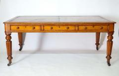  Gillows of Lancaster London English Double Sided Leather Top Oak Library Table of Large Scale - 2795819