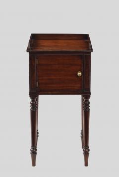  Gillows of Lancaster London Gillows Bedside Table - 4716521