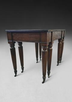 Gillows of Lancaster London Gillows Patent Mahogany Extending Dining Table - 4309694