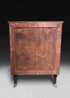  Gillows of Lancaster London Regency Period Mahogany and ebony line inlaid concave fronted commode - 4478168