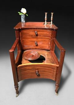  Gillows of Lancaster London Regency Period Mahogany and ebony line inlaid concave fronted commode - 4478170