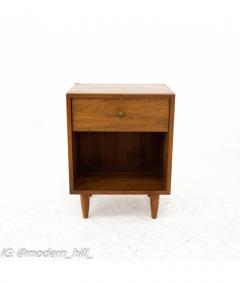  Glenn of California Glenn of California Style Mid Century Single Drawer Walnut Nightstand - 1814567