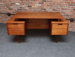  Glenn of California Mid Century Floating Top Walnut Desk by Milo Baughman for Glenn of California - 4452936