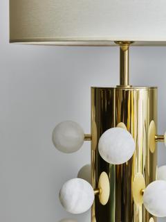  Glustin Luminaires Pair of Polished Brass Table Lamps with Alabaster Spheres - 2097501