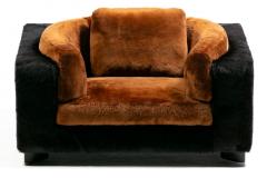  Gucci Gucci Monumental 1970s Club Chairs in New Black Cowhides and Chocolate Shearling - 4342002