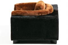  Gucci Gucci Monumental 1970s Club Chairs in New Black Cowhides and Chocolate Shearling - 4342009
