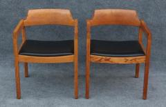  Gunlocke Set of 6 Solid Quartersawn Oak Arm or Dining Chairs in Black Leather by Gunlocke - 3442357